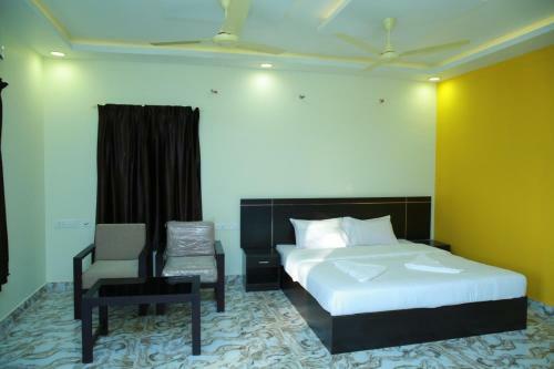 Hotel Honey Hives