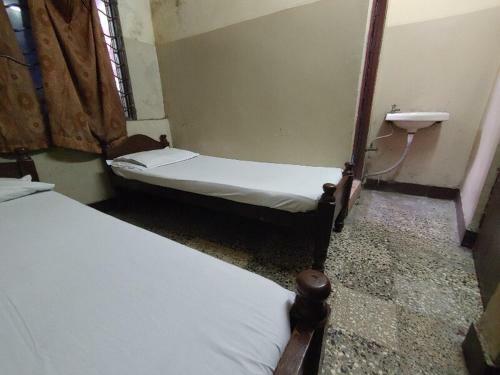 Hotel Spot On 81308 Gokul Residency