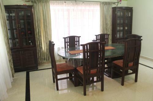 Whistling Woods Farm Stay