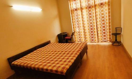 Apartamento Premier Boys Hostel Upto 3 Guests
