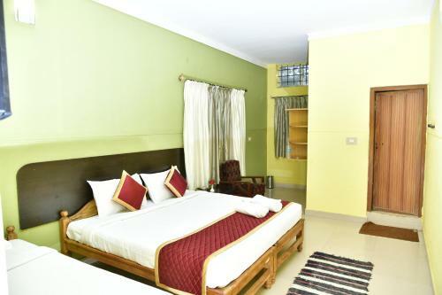 Hotel Green Farm Resort-fully Vaccinated Staff