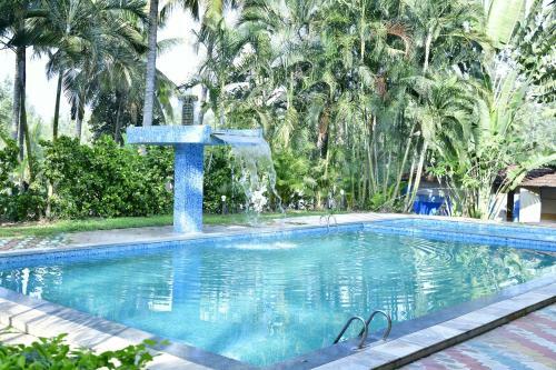 Hotel Green Farm Resort-fully Vaccinated Staff