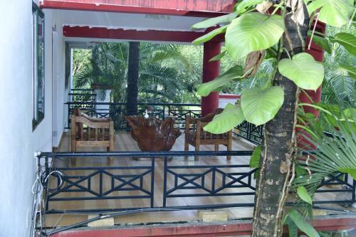 Hotel Green Farm Resort-fully Vaccinated Staff