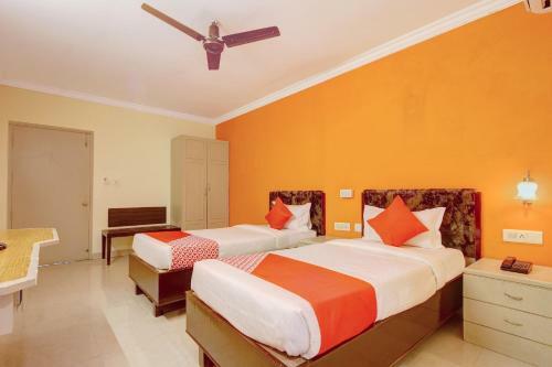 Oyo 10596 Hotel Indu