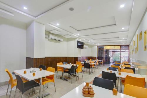 Oyo 10596 Hotel Indu