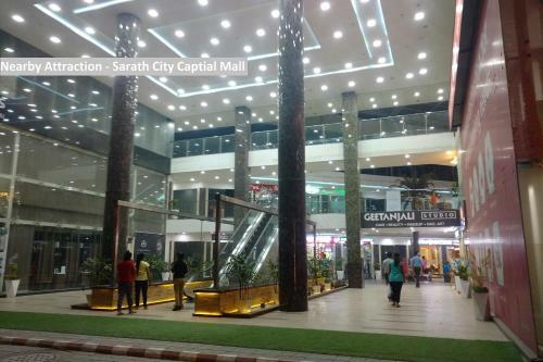 Oyo 10596 Hotel Indu