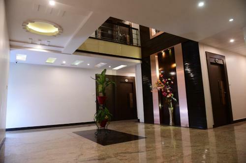 Hotel Ravisha Continental