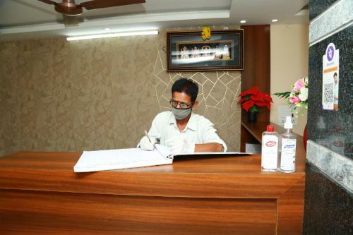 Hotel Cnr Residency