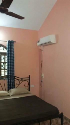 Monica Guest House