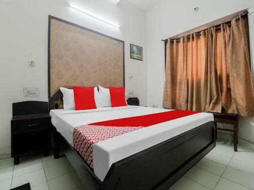 Oyo 85711 Hotel Malwa