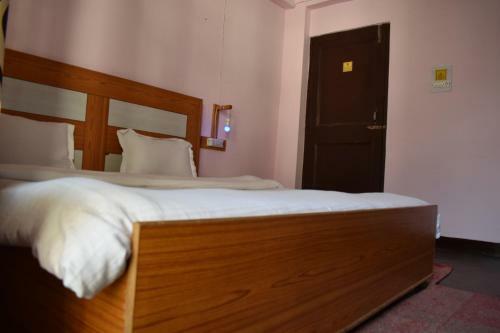 Hostel Who Needs Map Mcleodganj