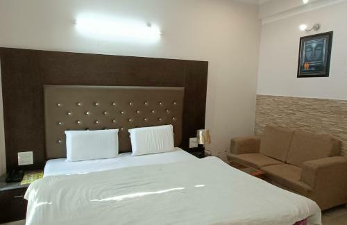 Royal India Hotel