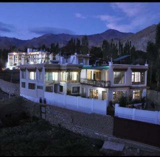 Hostal Notonmap -shalak Guest House