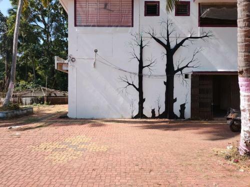 Yatri 700 Home Stay