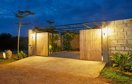Ivy Villa