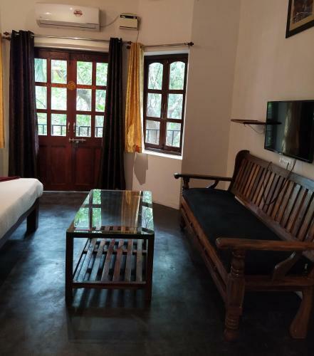 Hotel Fantasy Resort Goa