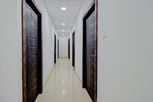 Hotel Oyo Flagship 81436 Palace Lodge