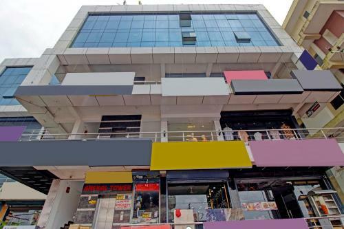 Hotel Oyo Flagship 81436 Palace Lodge