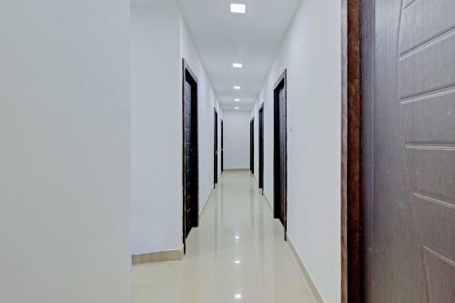 Hotel Oyo Flagship 81436 Palace Lodge