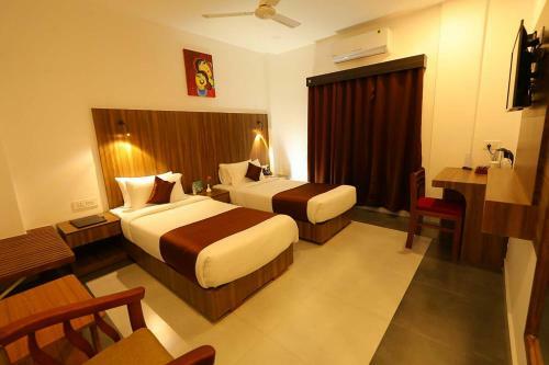 Hotel La Serene Mattannur