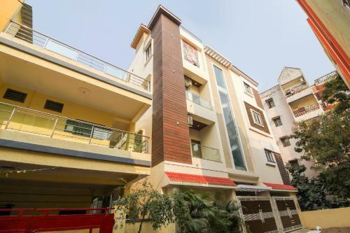 Hostal Oyo Home 79880 Dk Homes
