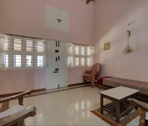 Stayincoorg.