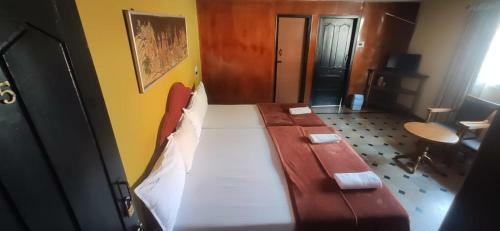 Hotel Caveri Comfort Inn