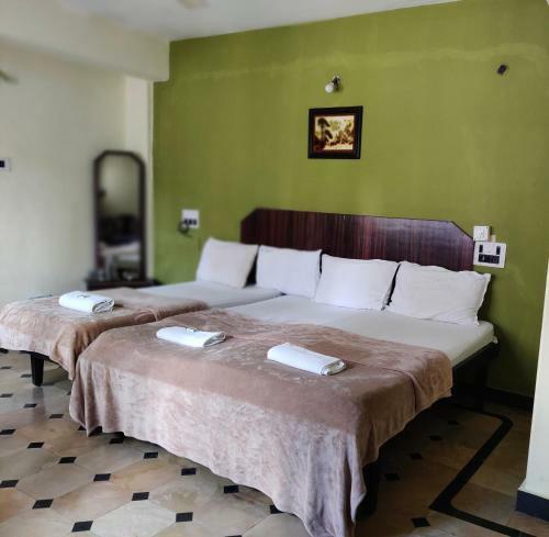 Hotel Caveri Comfort Inn