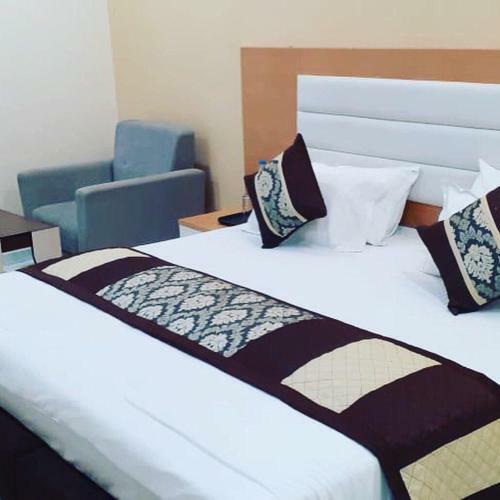 Ihs Hotels