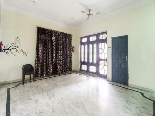 Hostal Oyo 77175 Q