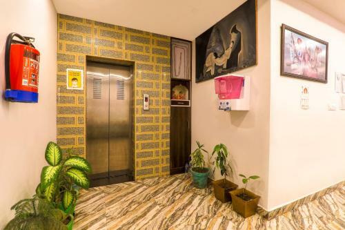 Fabhotel Ss International