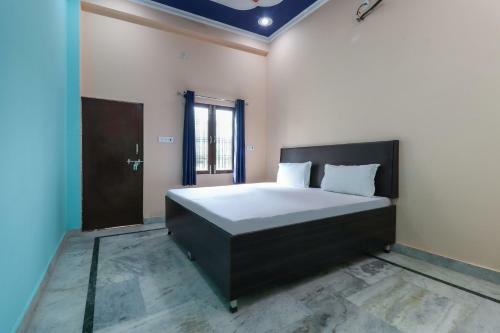 Spot On 48572 Hotel Lucknow Inn