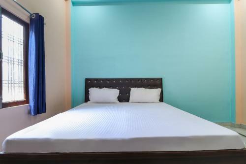 Spot On 48572 Hotel Lucknow Inn
