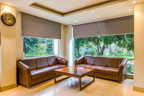 Fabhotel Surya Grand Gomti Nagar