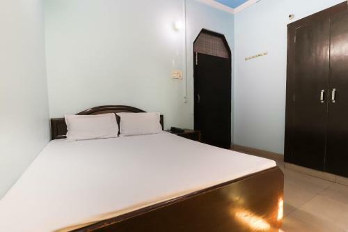 Hotel Spot On 46219 Satkar Guest House