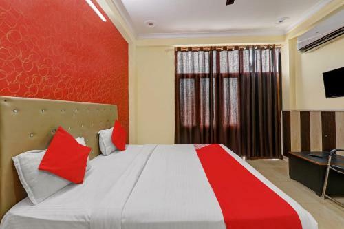 Oyo 82576 Hotel Devpuri Inn