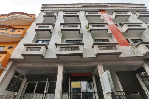 Hotel Oyo 82330 Kamal Inn