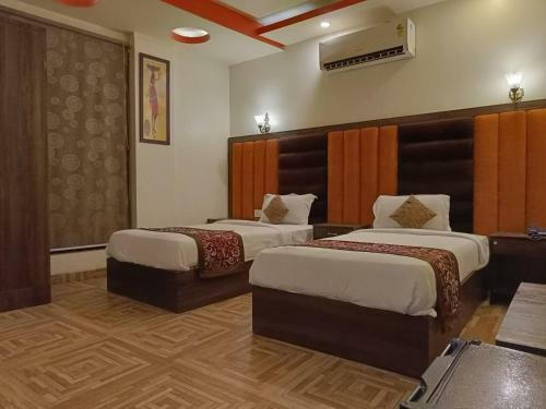 Hotel The Grand Orion