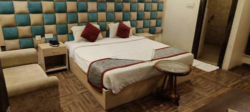 Hotel The Grand Orion