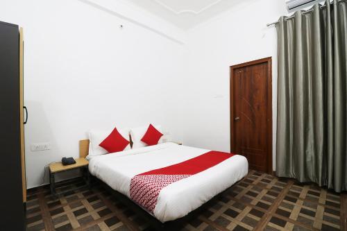 Hotel Oyo Flagship 83077 Krishna Stay Inn