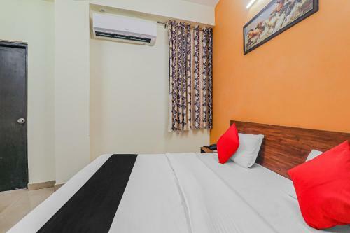 Capital O 81995 Hotel Sms