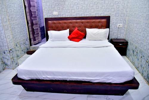 Chemis Inn Hotel Krishna Palace