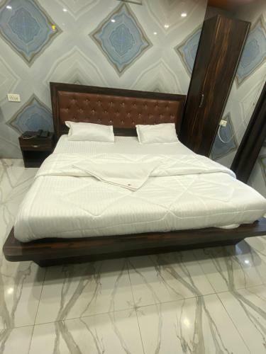 Chemis Inn Hotel Krishna Palace
