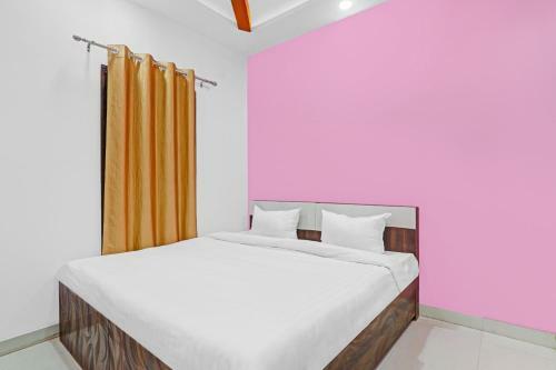 Hotel Capital O 85097 Lotus International