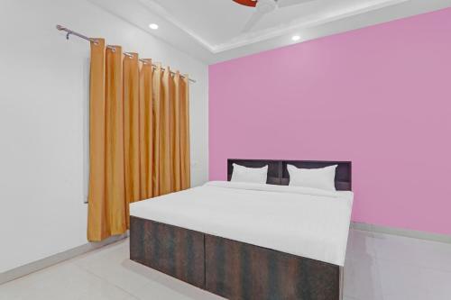 Hotel Capital O 85097 Lotus International