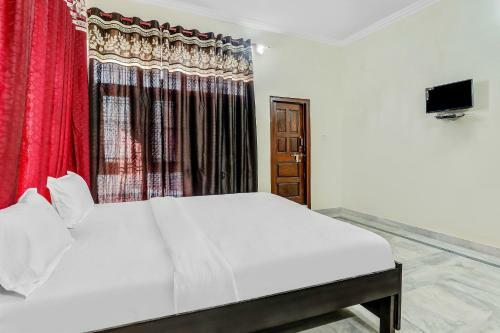 Hotel Oyo Flagship 86288 Amrit Palace