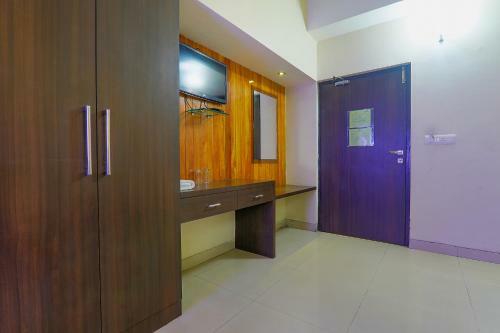 Fabhotel Silver Grand By Shelter