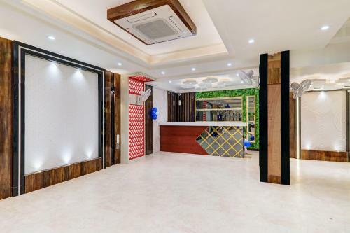 Hotel Townhouse Oak Olive Crown
