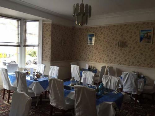 Bed & Breakfast The Pines Guest Accommodation