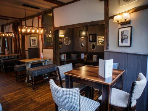The Green Man Hotel By Good Night Inns